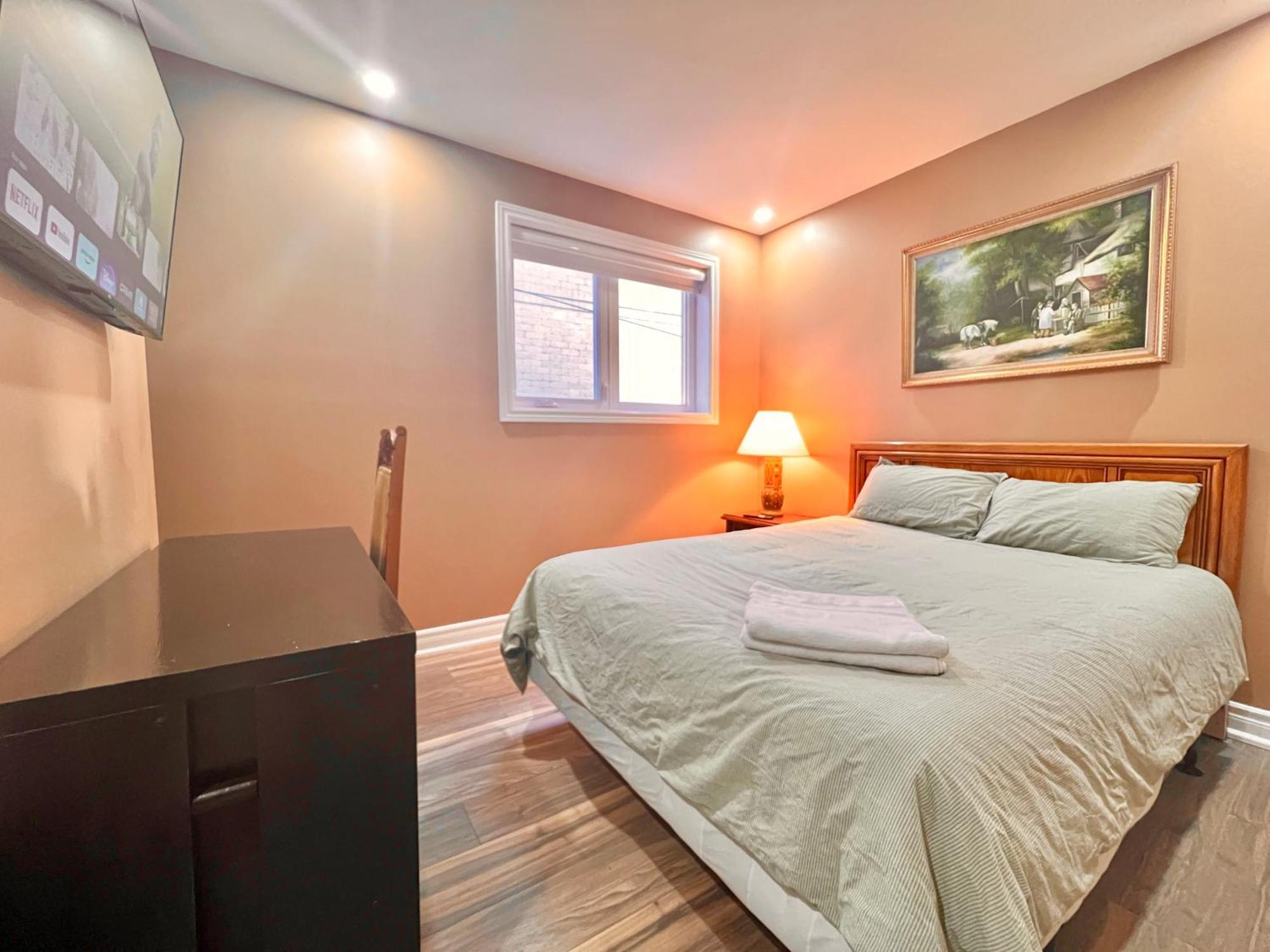 Upgraded Rooms With Bath 7-Min To Subway Near Downsview Rogers Stadium Τορόντο Εξωτερικό φωτογραφία