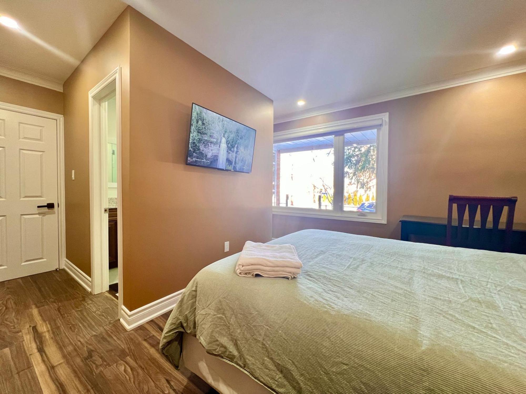 Upgraded Rooms With Bath 7-Min To Subway Near Downsview Rogers Stadium Τορόντο Εξωτερικό φωτογραφία