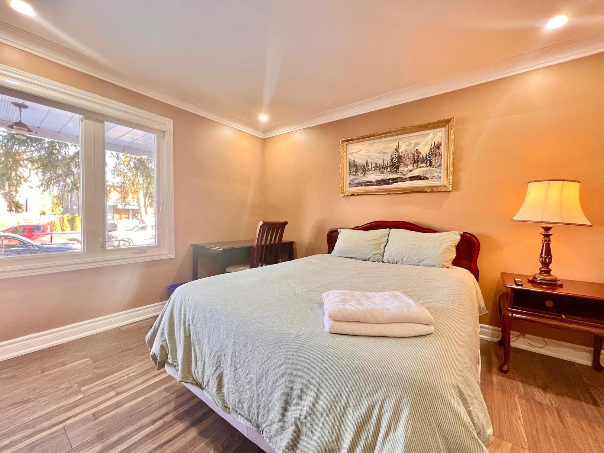 Upgraded Rooms With Bath 7-Min To Subway Near Downsview Rogers Stadium Τορόντο Εξωτερικό φωτογραφία